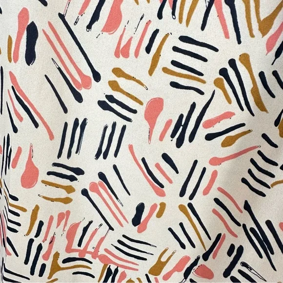 CAbi Marnie Abstract Print Popover Blouse Sz S - Picture 5 of 13